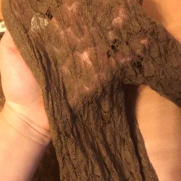 5/$25 Zara cropped knit cardigan - Picture 3 of 4